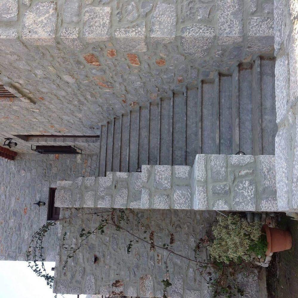 Las - Giannakakoy Traditional Stone Houses Néon Oítilon Kültér fotó